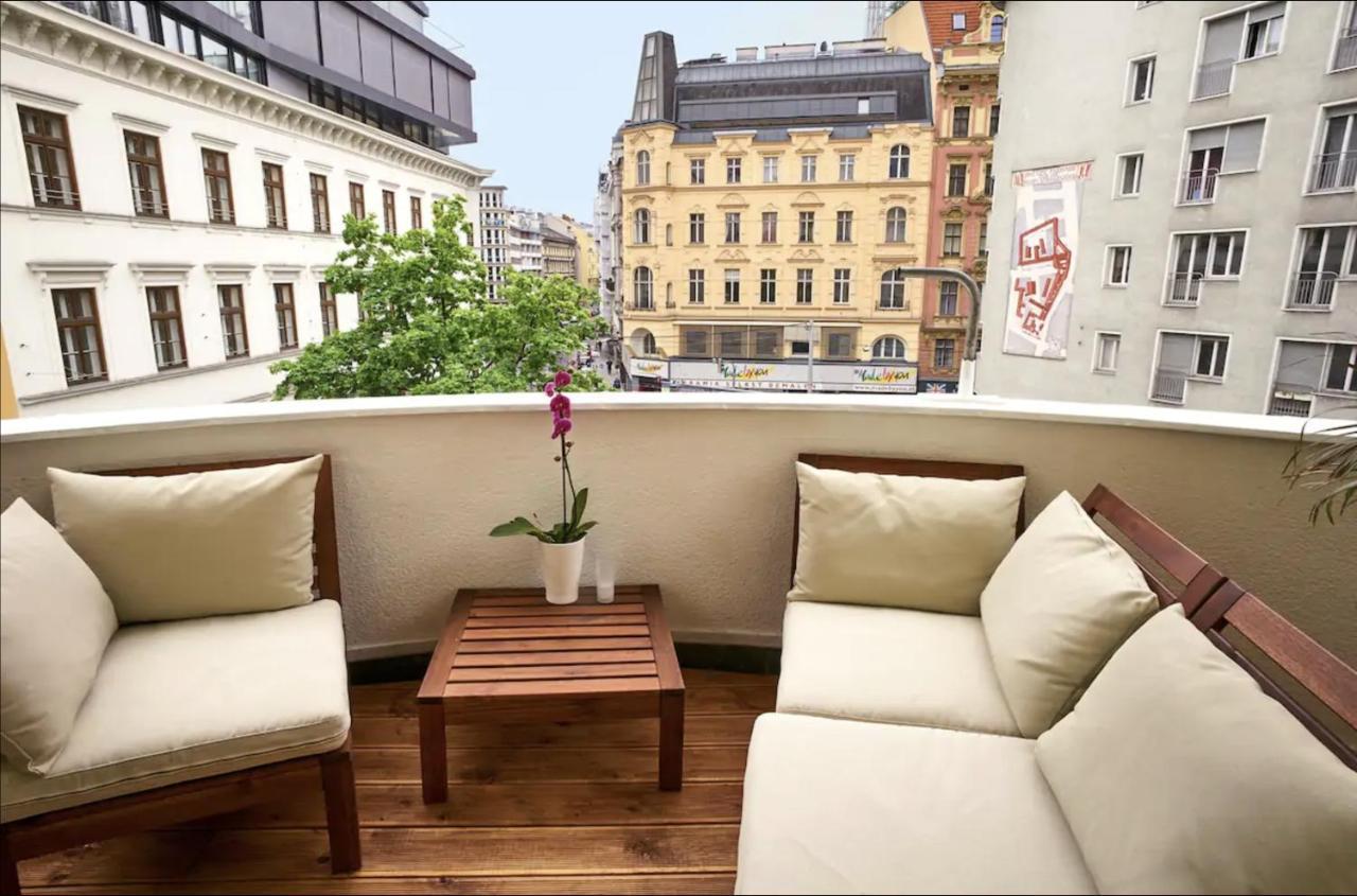 Balcony Oasis Operastreet Apartment Vienna Exterior photo